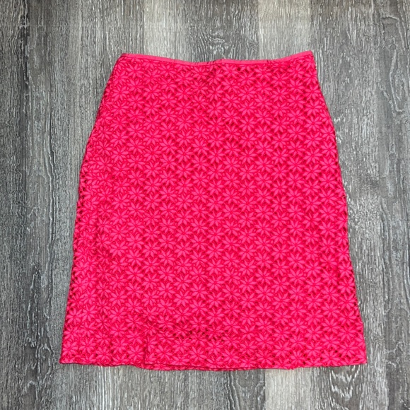 Ann Taylor Dresses & Skirts - Ann Taylor 2 Petite Hot Pink Mini Skirt Floral Eyelet